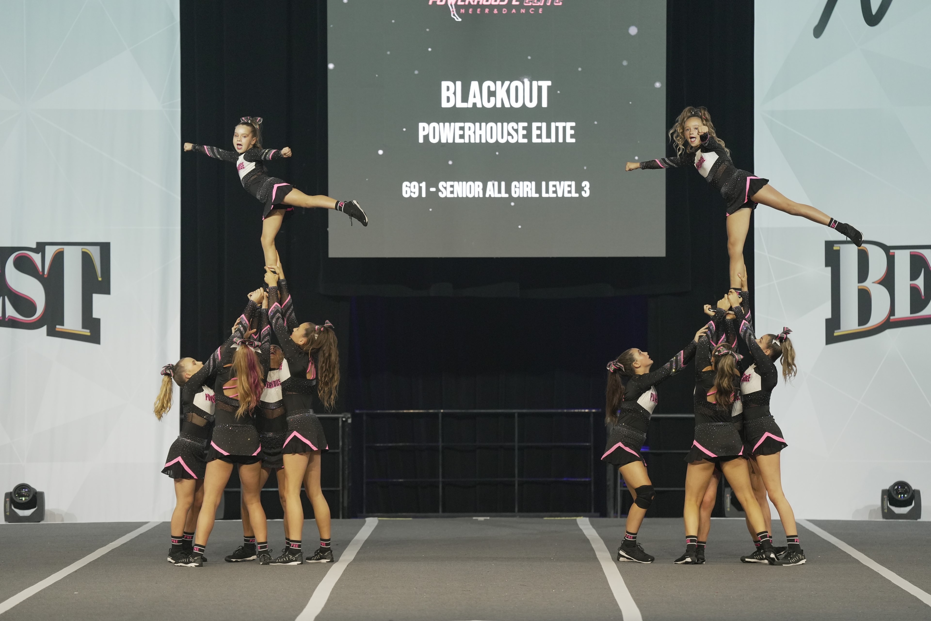 Powerhouse Elite team at competition